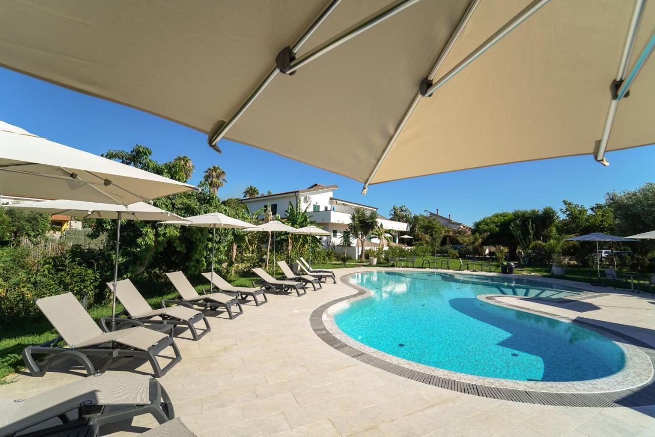 קאפו ואטיצ'אנו Europa Rooms And Restaurant מראה חיצוני תמונה