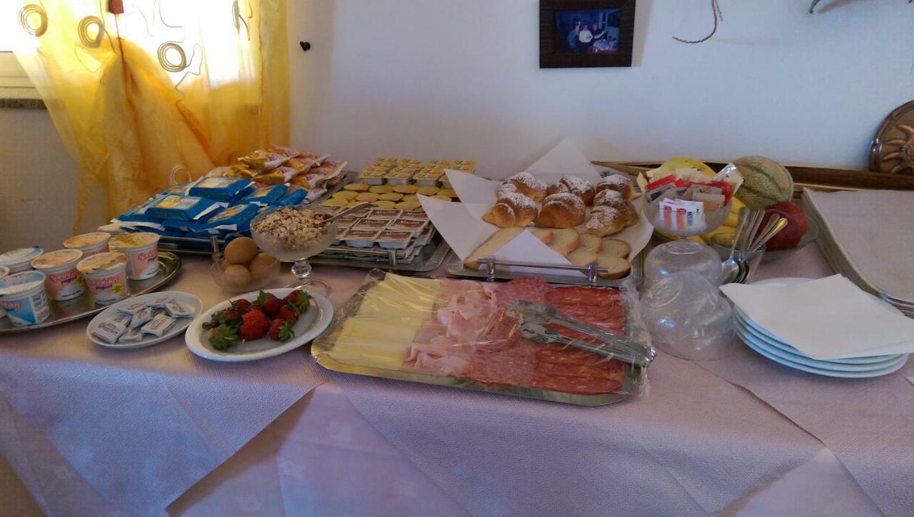 קאפו ואטיצ'אנו Europa Rooms And Restaurant מראה חיצוני תמונה