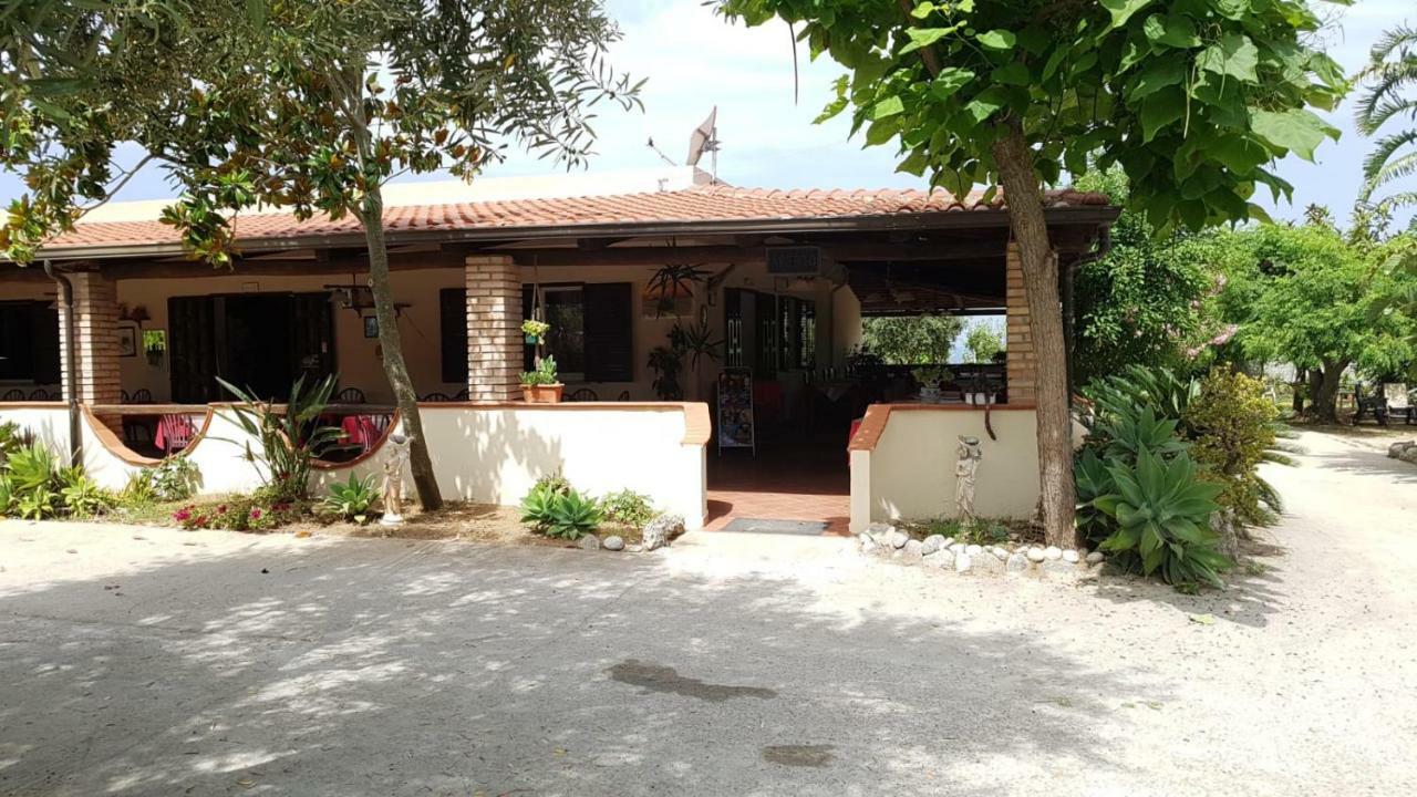 קאפו ואטיצ'אנו Europa Rooms And Restaurant מראה חיצוני תמונה